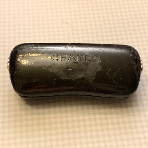 Vintage Authentic Iconic Jeweled Chanel Camellia Sunglasses - Picture 14 of 14